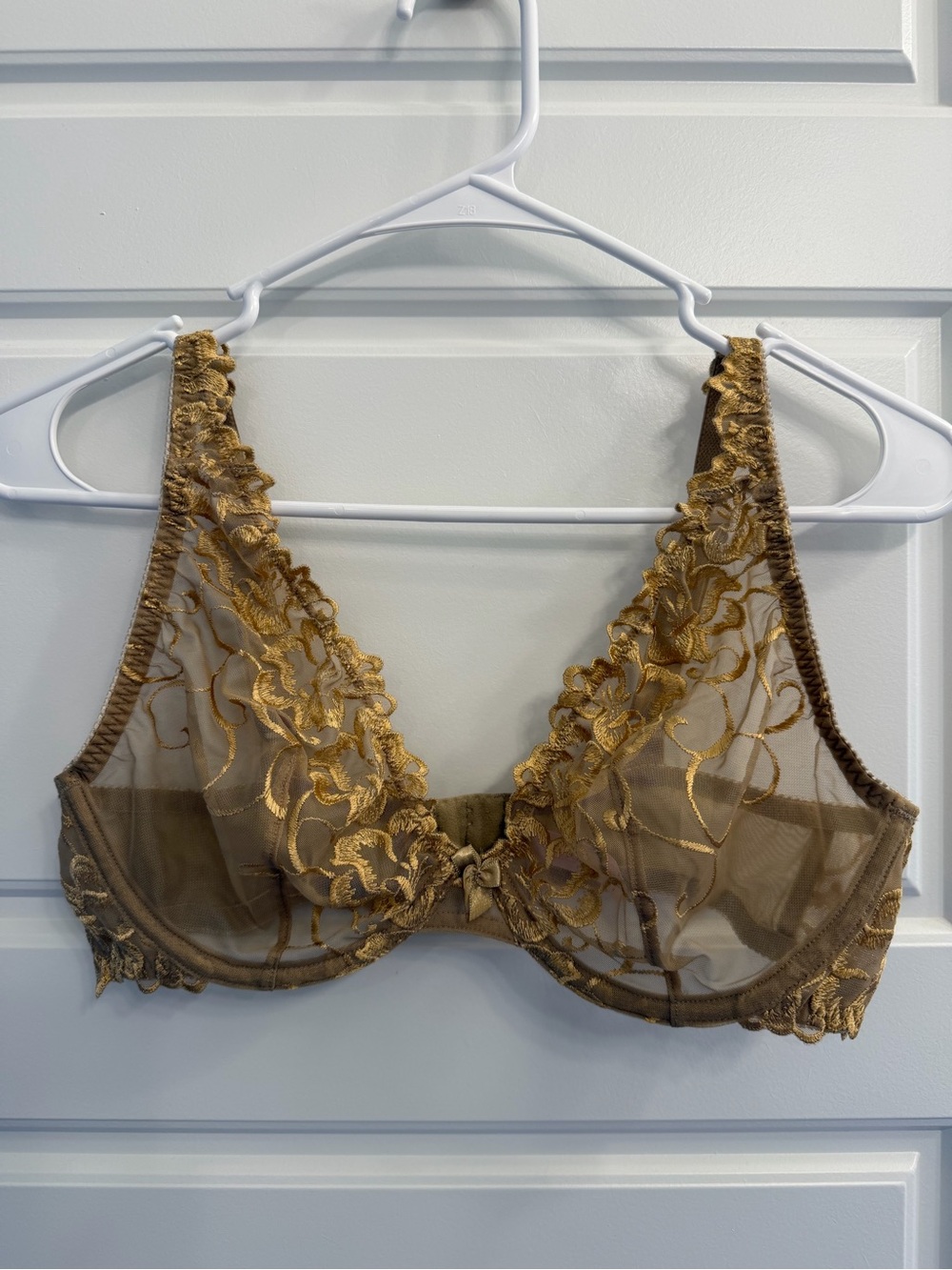 Vintage 2003 Victoria's Secret Gold Metallic Lace Mesh Plunge Bra 34D